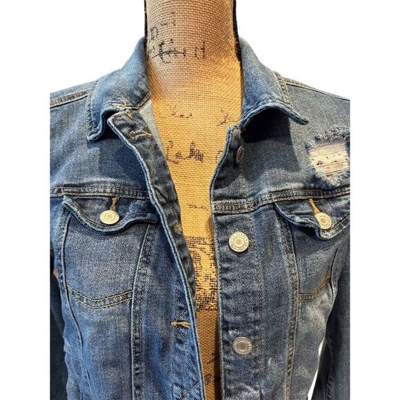 Mossimo Women's Distressed Denim Jacket Blue Size M Casual Long Sleeve - Picture 2 of 11
